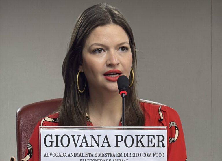 Advogada Giovana 768x558